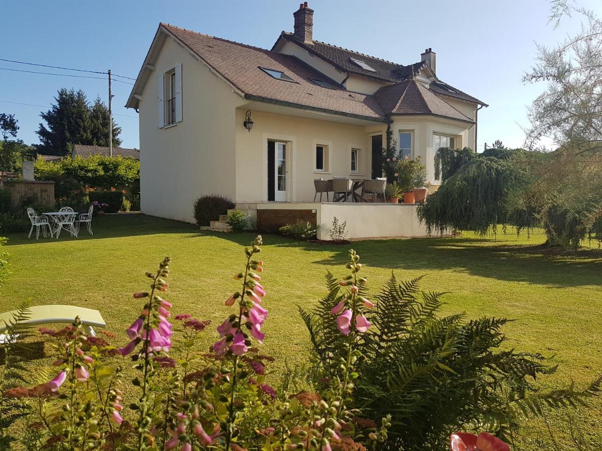 Apartamento La Montignonne Montigny-sur-Loing Exterior foto